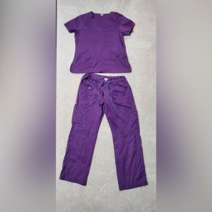 Dickie brand scrub set